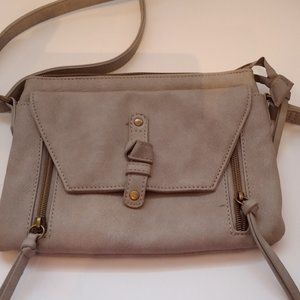Grey handbag with adjustable strap